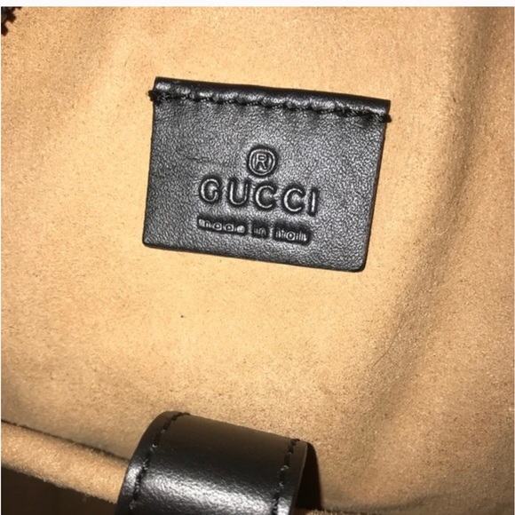 AUTHENTIC BLACK LEATHER GUCCI BAG - Picture 3 of 4